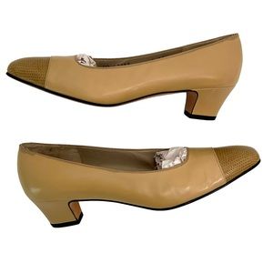 SALVATORE FERRAGAMO Leather Colorblock Nude Tan Pattern Pumps Women’s Size: 8AA
